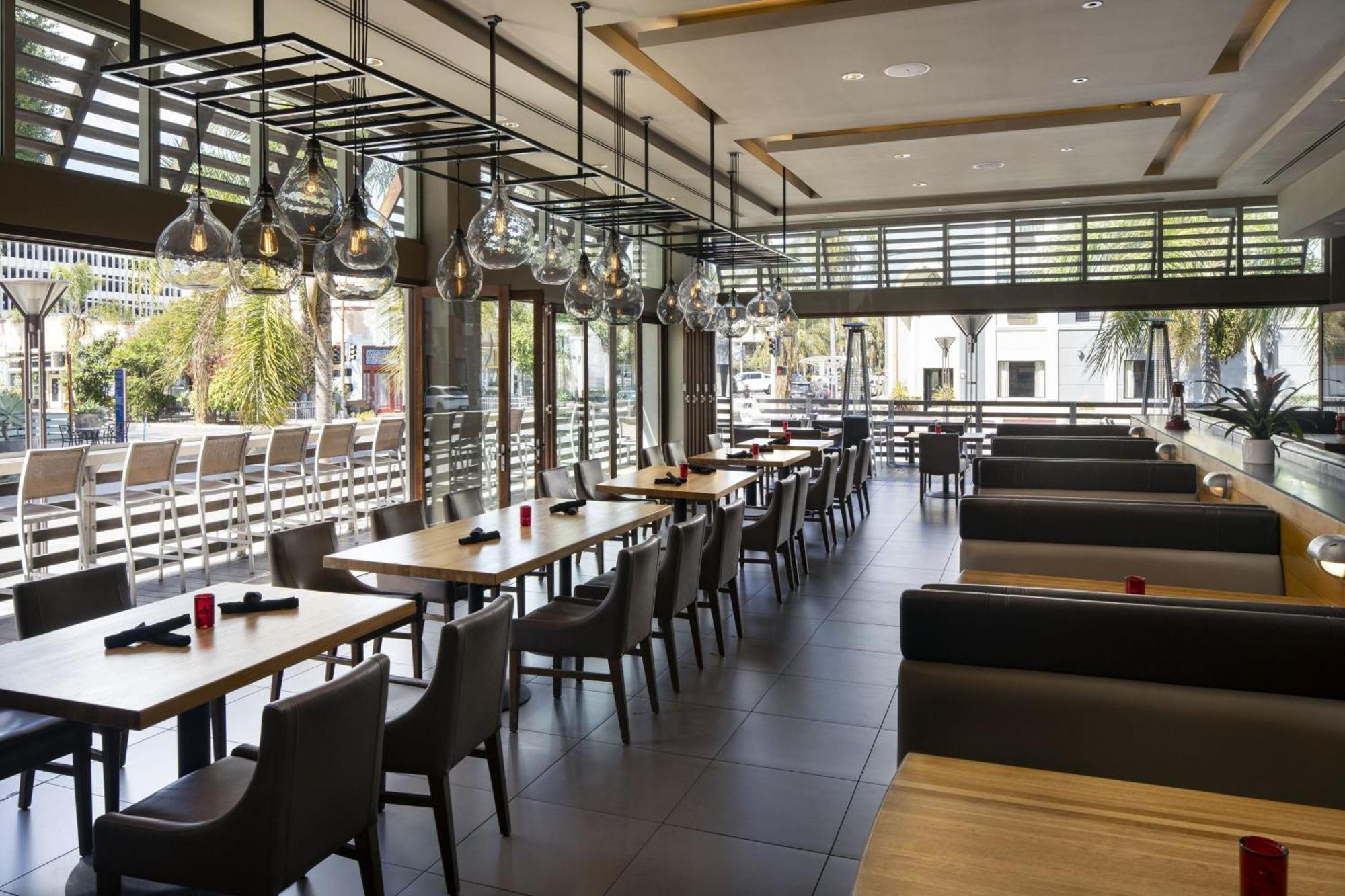 Courtyard By Marriott Long Beach Downtown Buitenkant foto