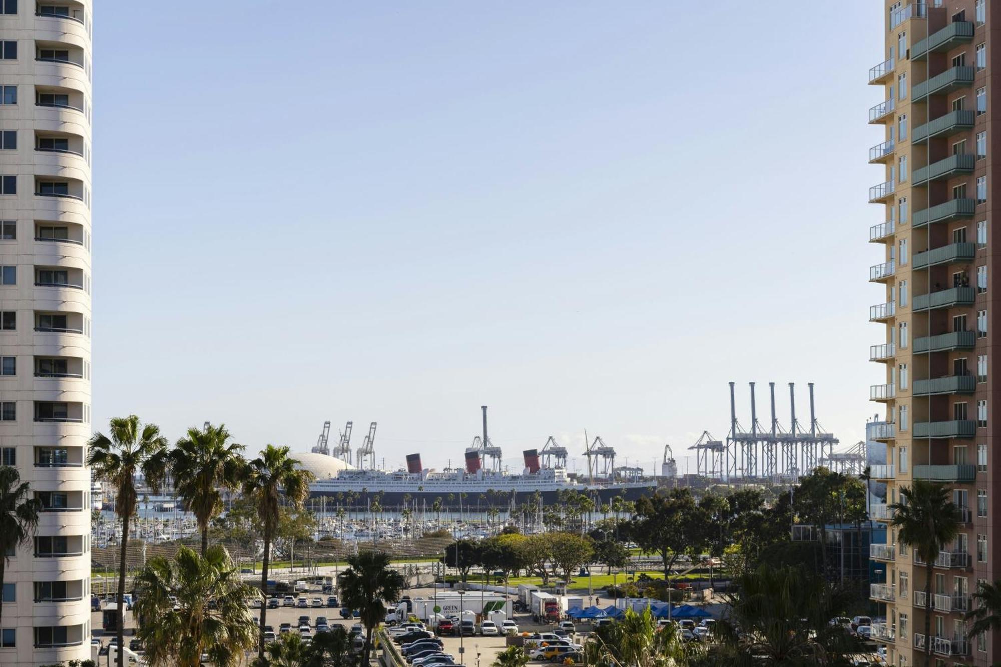 Courtyard By Marriott Long Beach Downtown Hotel Buitenkant foto