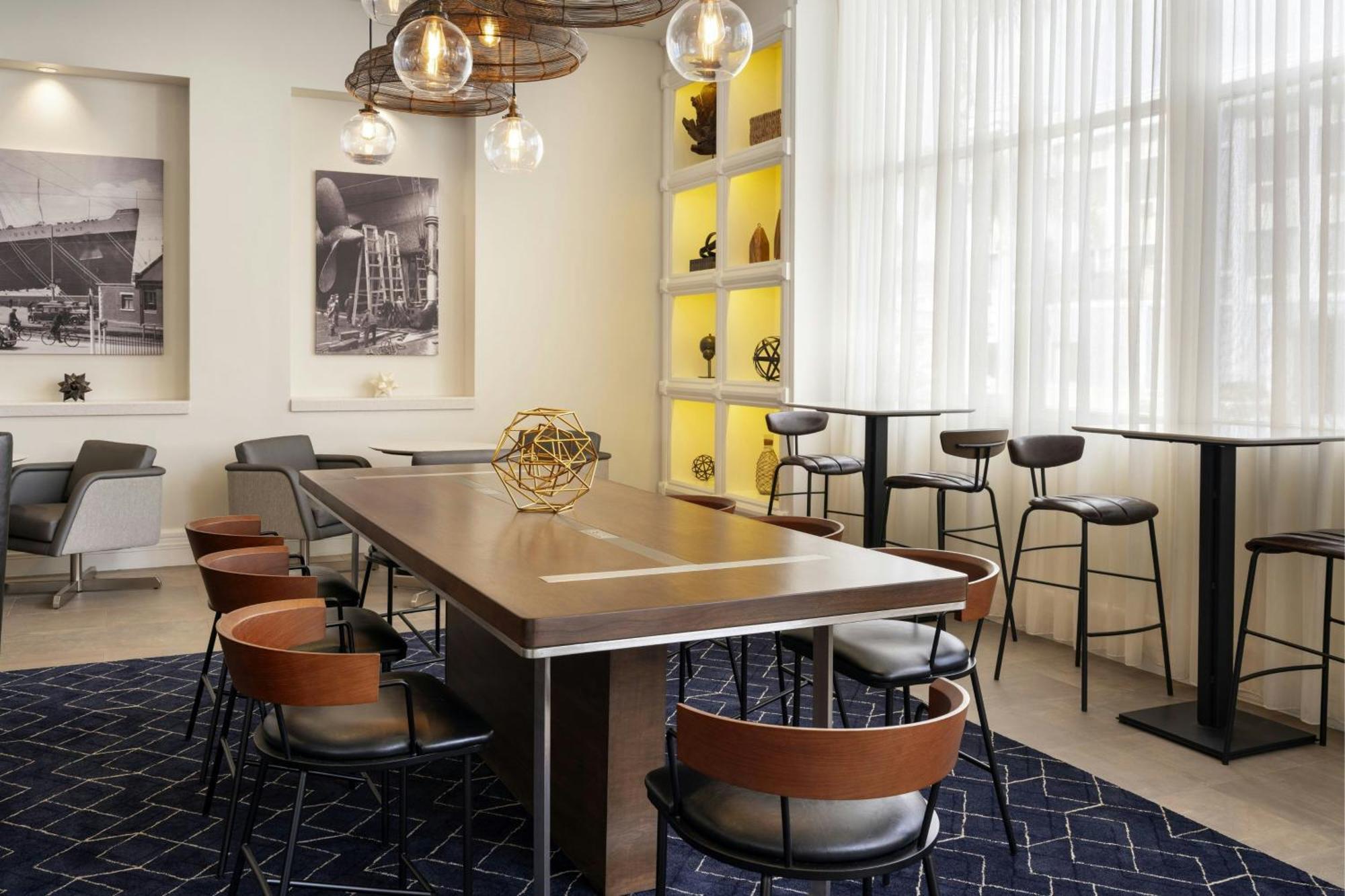 Courtyard By Marriott Long Beach Downtown Buitenkant foto